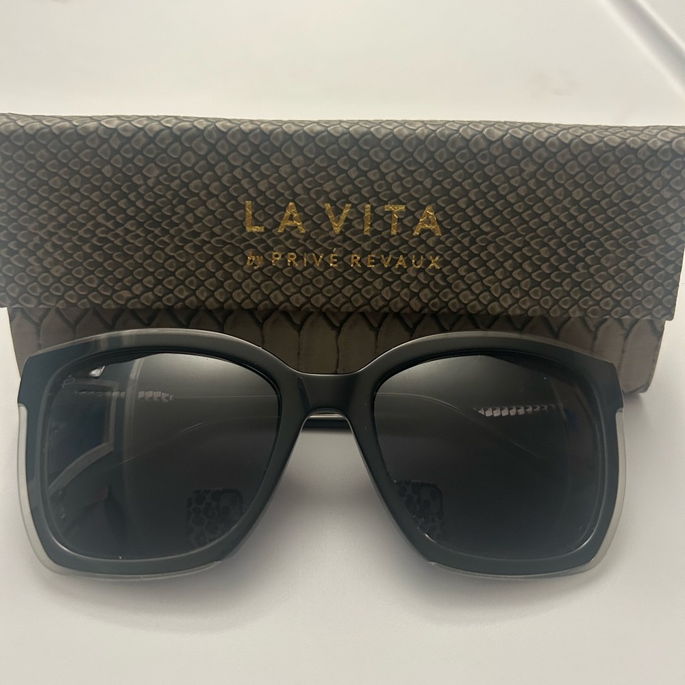 La Vita by Privé Revaux Black Sunglasses with Case